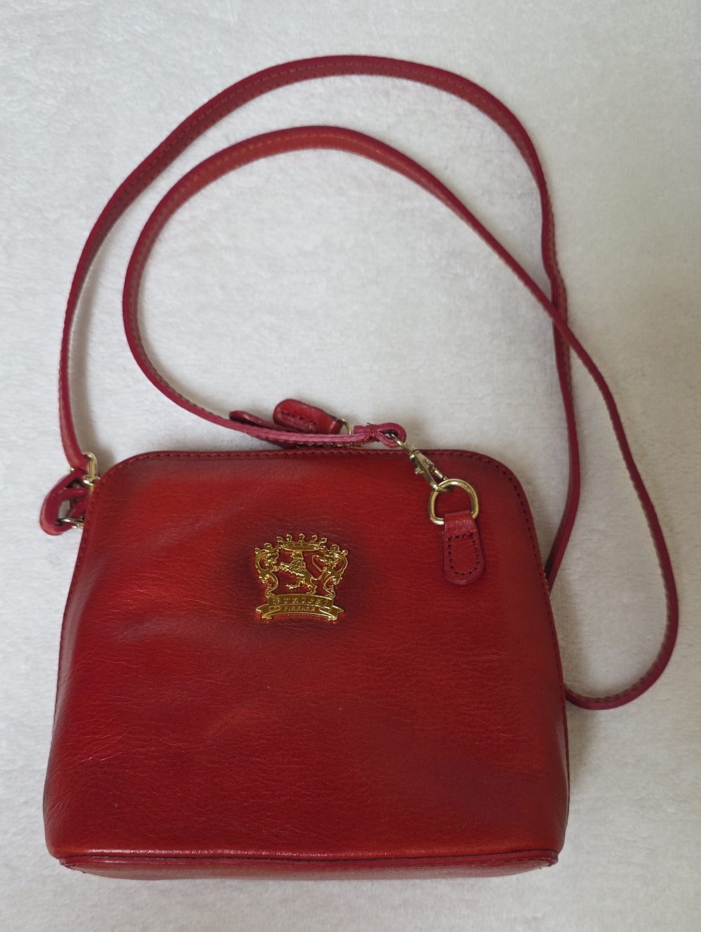 Red Leather Crossbody Bag with Gold Crest Accent - Picture 1 of 8